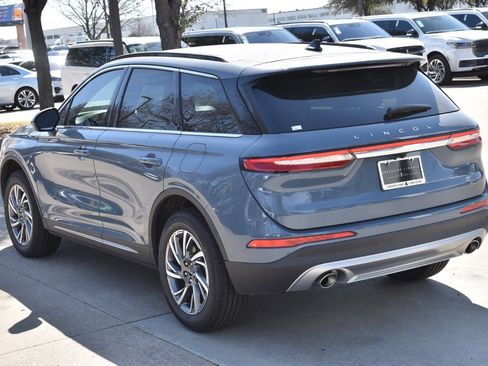 New 2026 Lincoln Corsair Premiere image 9