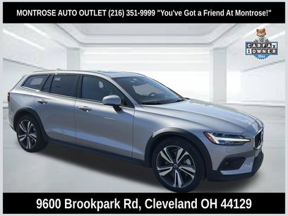 Used 2025 Volvo V60 B5 Cross Country Plus