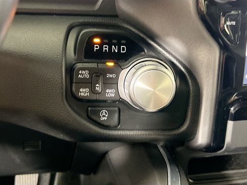 Used 2023 RAM 1500 Laramie AWD/4WD image 17