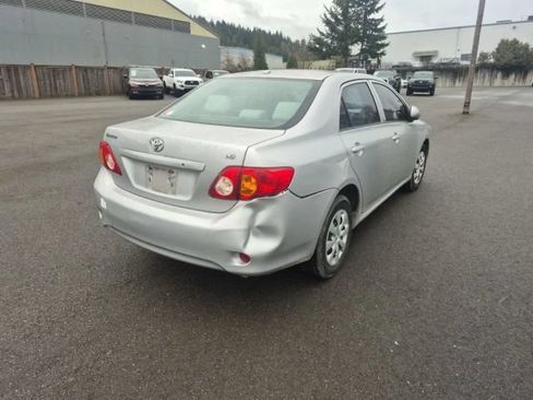 Used 2009 Toyota Corolla LE FWD image 3
