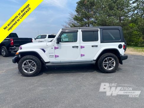Used 2021 Jeep Wrangler Unlimited Sahara w/ Dual Top Group AWD/4WD image 5
