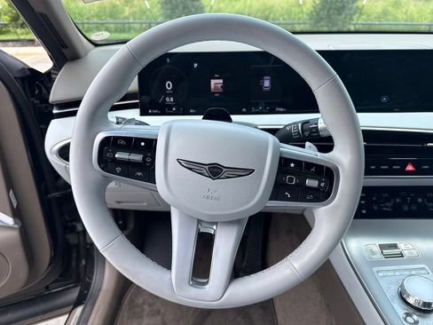 Certified 2026 Genesis GV70 2.5T Advanced AWD/4WD image 14