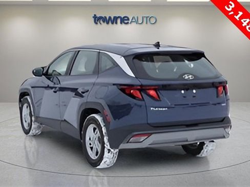 Used 2025 Hyundai Tucson SE image 3