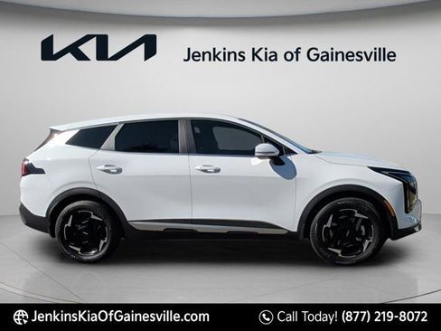 New 2026 Kia Sportage EX FWD image 3