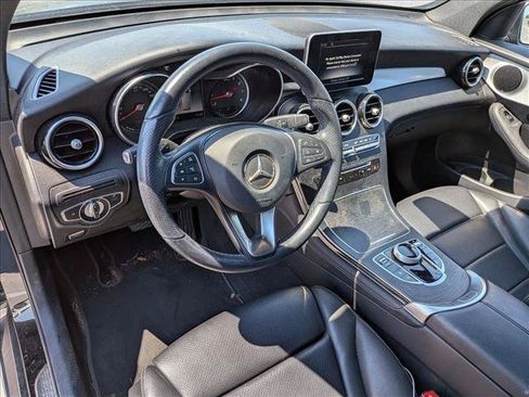 Certified 2019 Mercedes-Benz GLC 300 4MATIC image 9