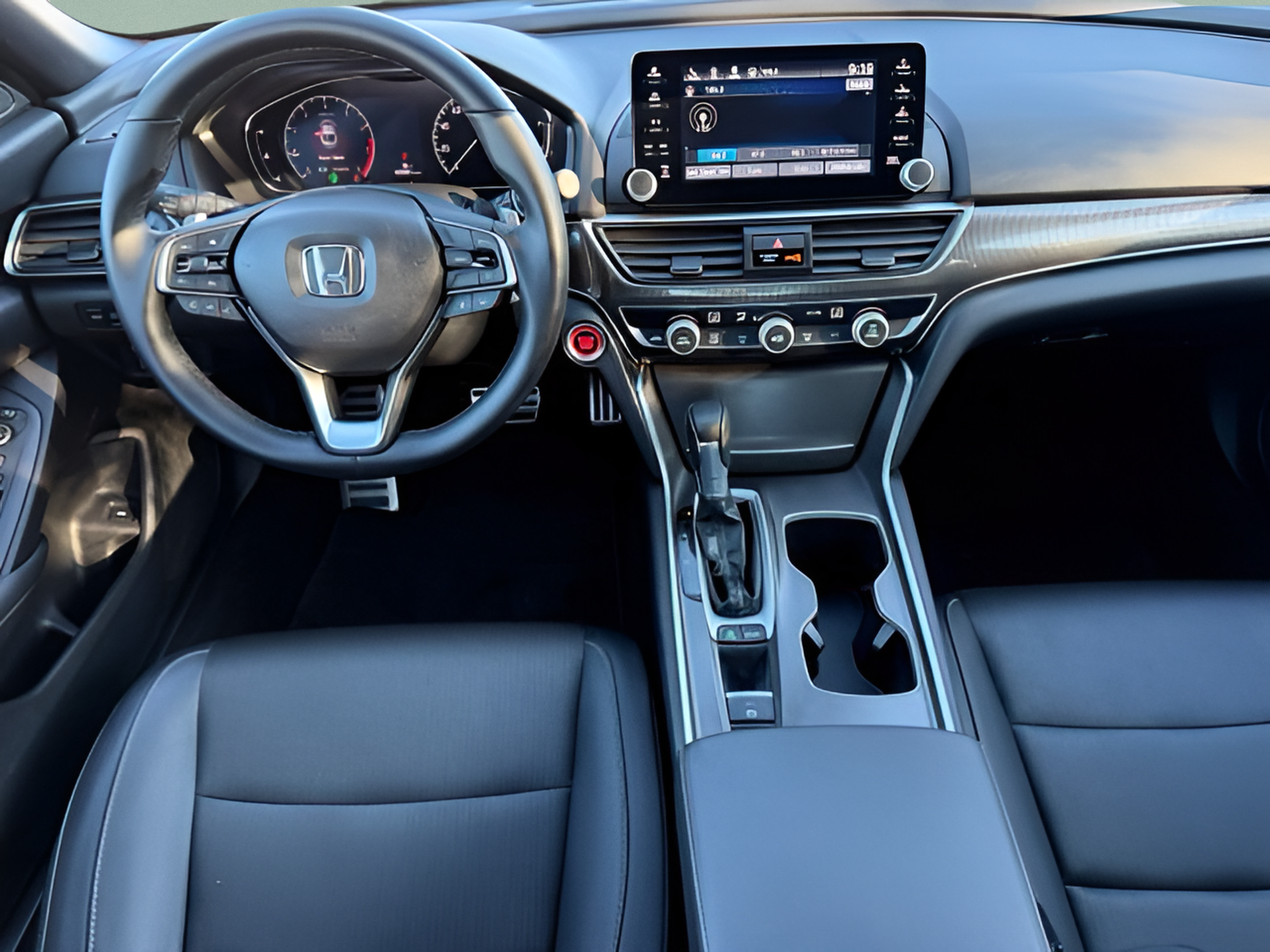 Used 2019 Honda Accord Sport image 10