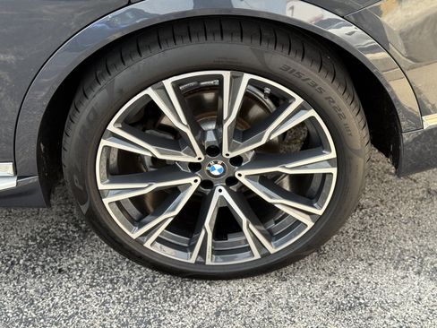 Used 2020 BMW X7 xDrive40i w/ Premium Package AWD/4WD image 56