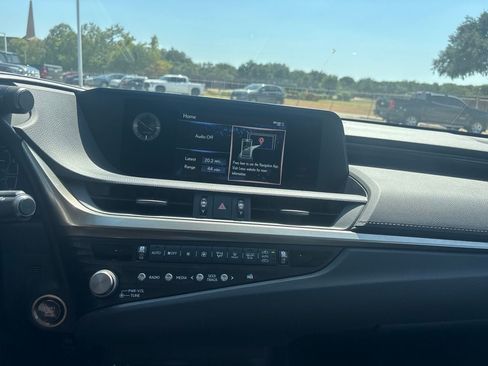 Used 2021 Lexus ES 350 w/ Accessory Package FWD image 9