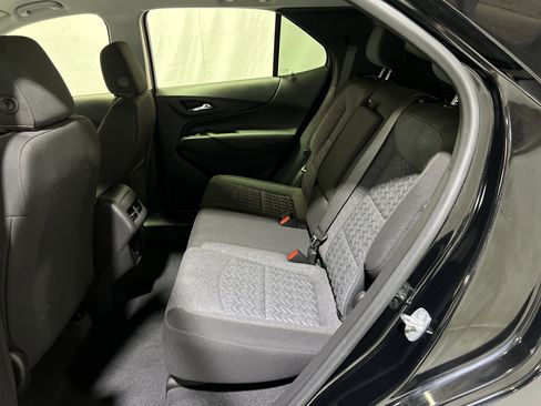 Used 2022 Chevrolet Equinox LT image 16