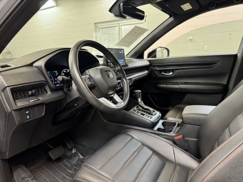 Used 2025 Honda CR-V Sport-L image 13