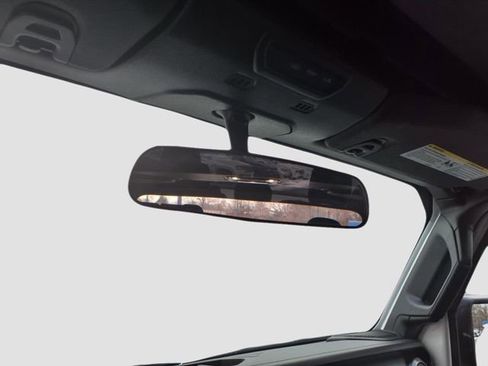 Used 2023 Jeep Gladiator Sport image 28