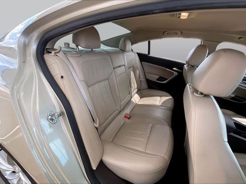 Used 2015 Buick Regal FWD image 19