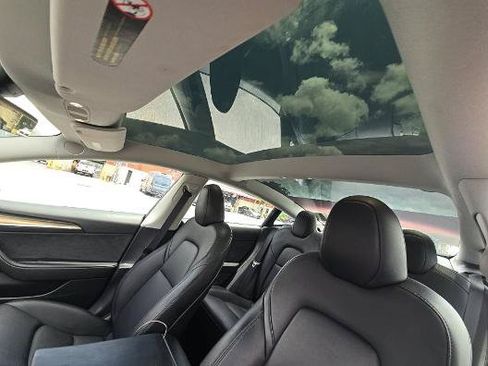 Used 2023 Tesla Model 3 Standard Range RWD image 11