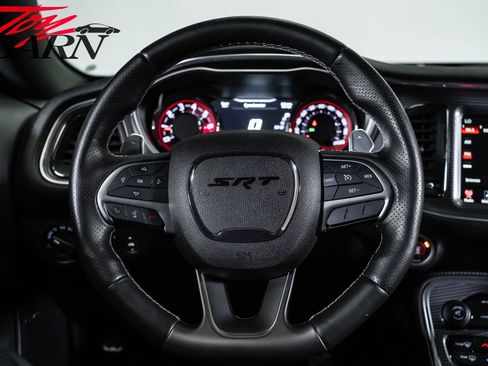 Used 2015 Dodge Challenger SRT Hellcat RWD image 29