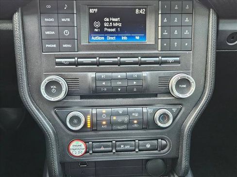 Used 2017 Ford Mustang Coupe RWD image 13
