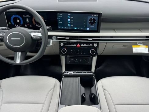 New 2026 Hyundai Tucson Blue SE AWD/4WD image 12