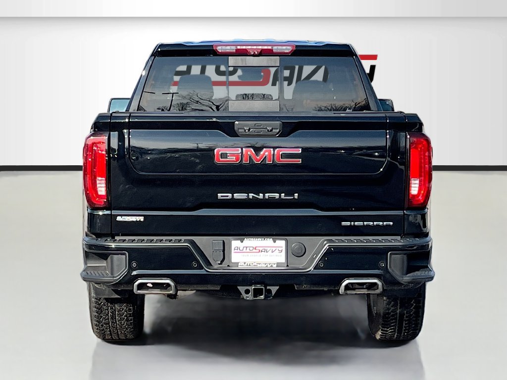 Used 2023 GMC Sierra 1500 Denali w/ Technology Package AWD/4WD image 6