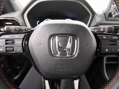 New 2025 Honda Pilot Sport image 18