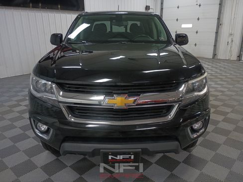 Used 2017 Chevrolet Colorado LT w/ LT Convenience Package AWD/4WD image 4