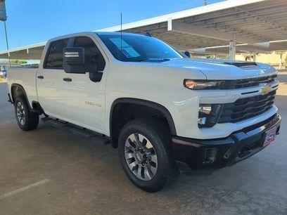 Used 2024 Chevrolet Silverado 2500 Custom w/ Custom Convenience Package