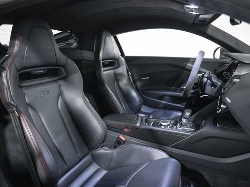 Used 2018 Audi R8 V10 plus AWD/4WD image 24