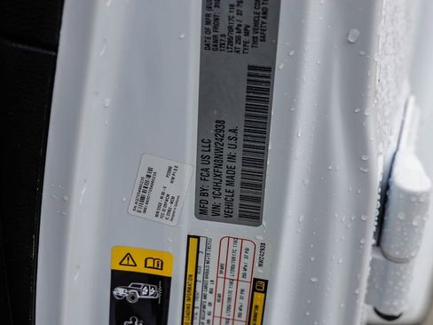 Certified 2022 Jeep Wrangler Unlimited Rubicon image 32