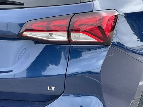 Used 2022 Chevrolet Equinox LT FWD image 6