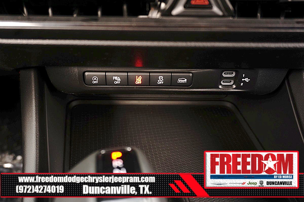 New 2026 Dodge Charger Scat Pack w/ Blacktop Package AWD/4WD image 23