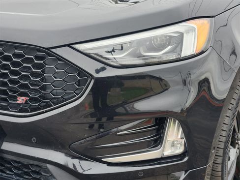 Used 2019 Ford Edge ST w/ Equipment Group 401A image 7