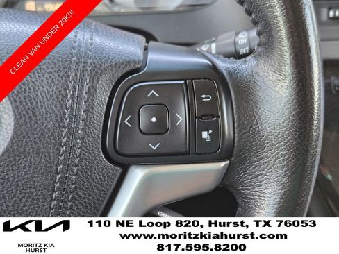 Used 2017 Toyota Sienna SE FWD image 29