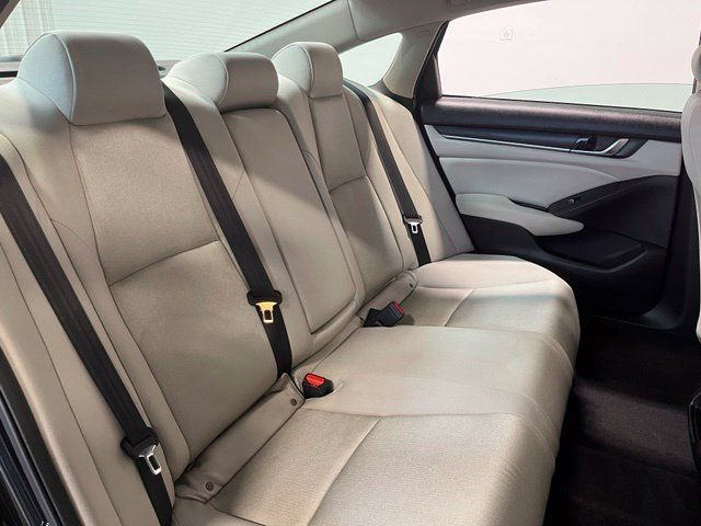 Used 2018 Honda Accord LX image 15