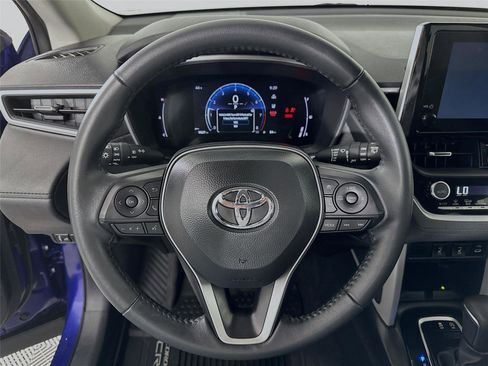 Certified 2025 Toyota Corolla Cross XLE AWD/4WD image 18