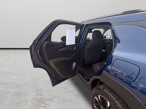Used 2023 Chevrolet TrailBlazer LT FWD image 44