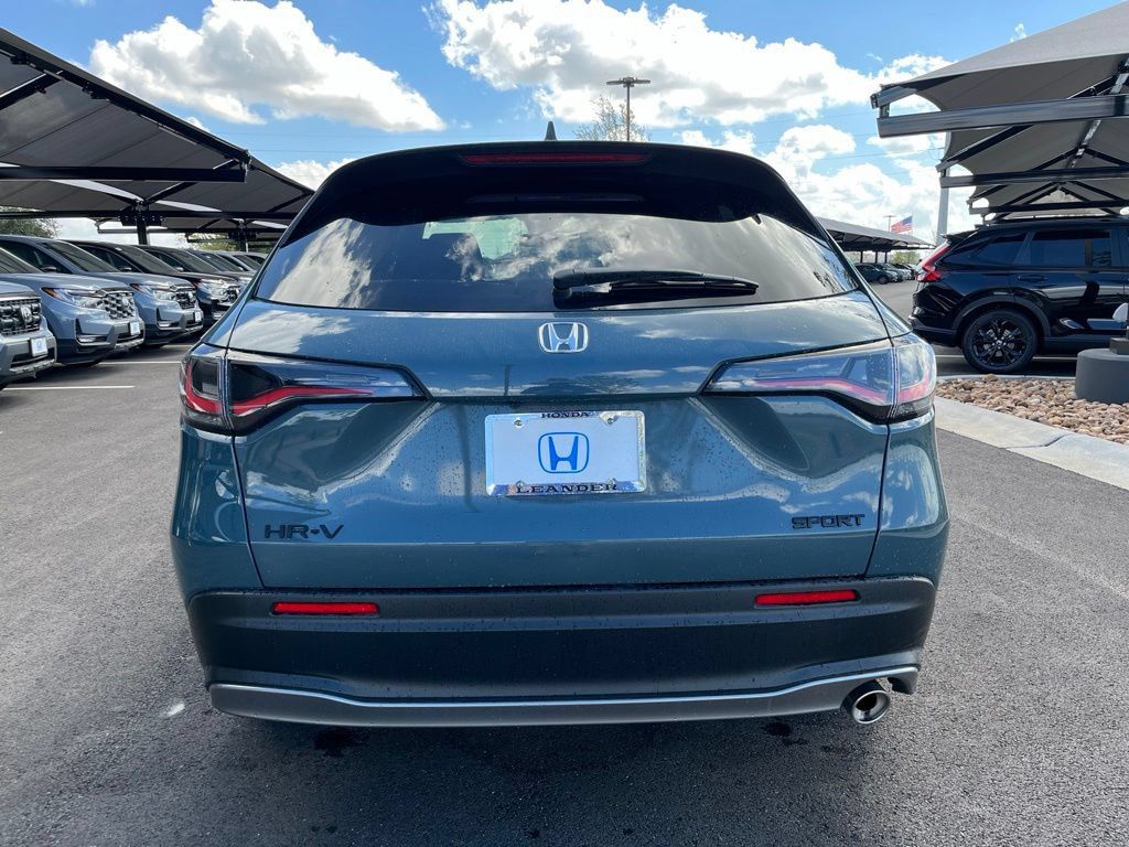 Certified 2027 Honda HR-V Sport image 5