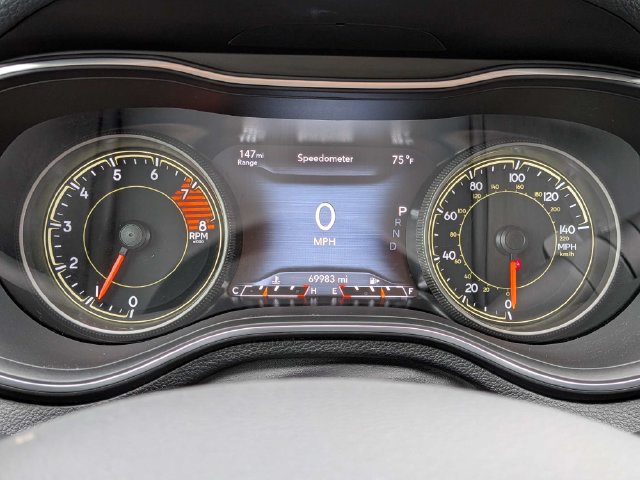 Used 2022 Jeep Cherokee Trailhawk w/ Sun, Sound & Nav Group AWD/4WD image 31