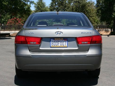 Used 2009 Hyundai Sonata GLS FWD image 6
