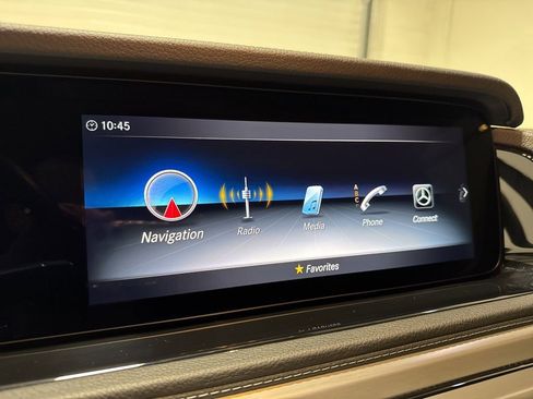 Used 2021 Mercedes-Benz G 550 w/ Exclusive Interior Package image 21