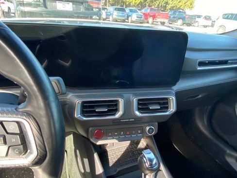 Used 2024 Ford Mustang Premium image 8