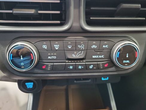 Used 2024 Ford Maverick Lariat AWD/4WD image 38