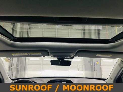Used 2018 Acura MDX Sport Hybrid w/ Advance Pkg AWD/4WD image 8