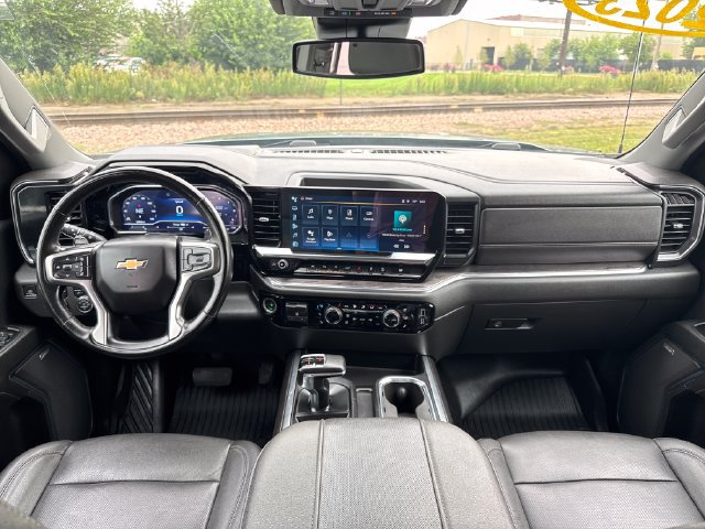 Used 2023 Chevrolet Silverado 1500 LTZ AWD/4WD image 12