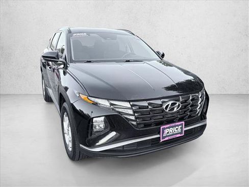 Used 2024 Hyundai Tucson SE image 3