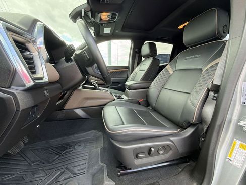 Certified 2024 GMC Canyon Denali image 25