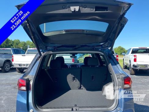 Used 2024 Chevrolet Equinox LT w/ LPO, Floor Liner Package FWD image 15