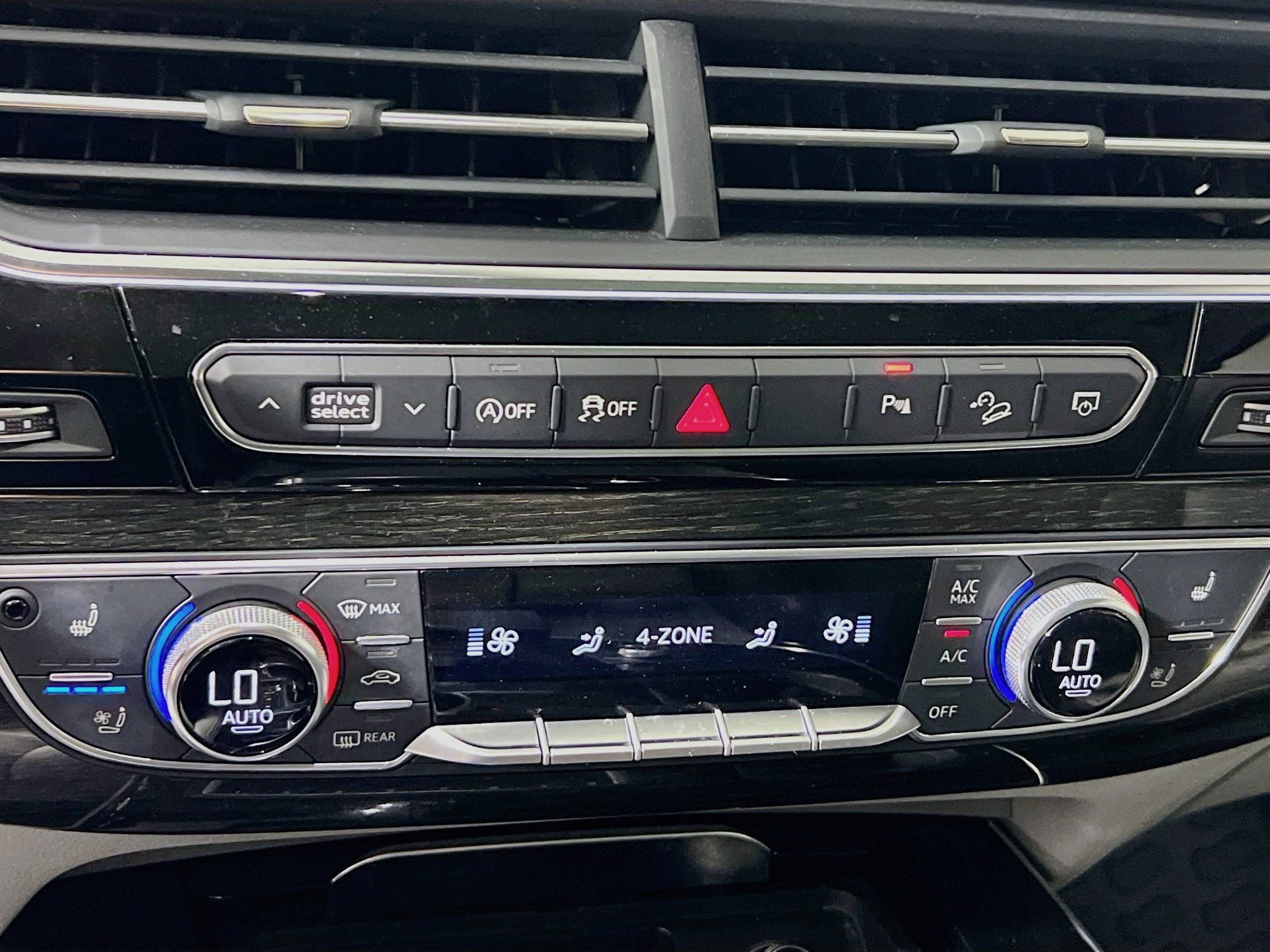 Used 2019 Audi Q7 3.0T Premium Plus w/ Premium Plus Package AWD/4WD image 26