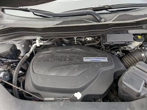 Used 2017 Honda Ridgeline RT image 19