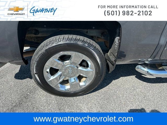 Used 2018 Chevrolet Silverado 1500 LT w/ Texas Edition AWD/4WD image 11