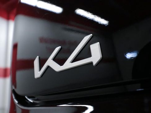 Used 2025 Kia K4 GT-Line image 36