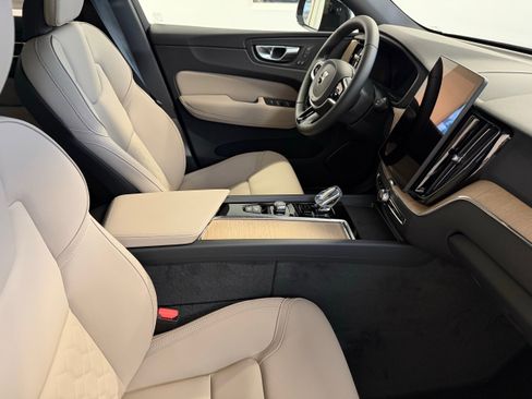New 2026 Volvo XC60 T8 Plus w/ Protection Package Premier image 25
