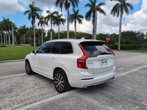 Used 2021 Volvo XC90 T5 Momentum w/ Protection Package Premier FWD image 22